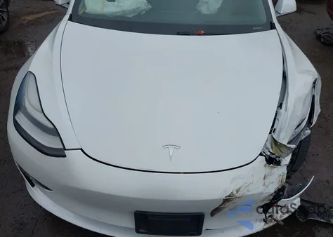 2018 Tesla Model 3 Long Range/Performance из США, поврежденный, VIN 5YJ3E1EBXJF151218